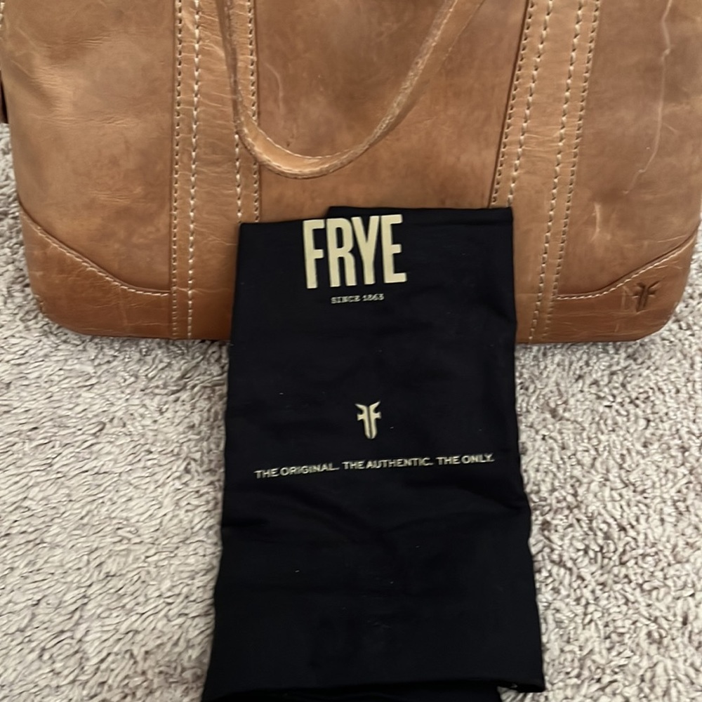 Frye - Picture 5 of 14